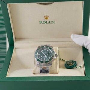Rolex Submariner Date Hulk